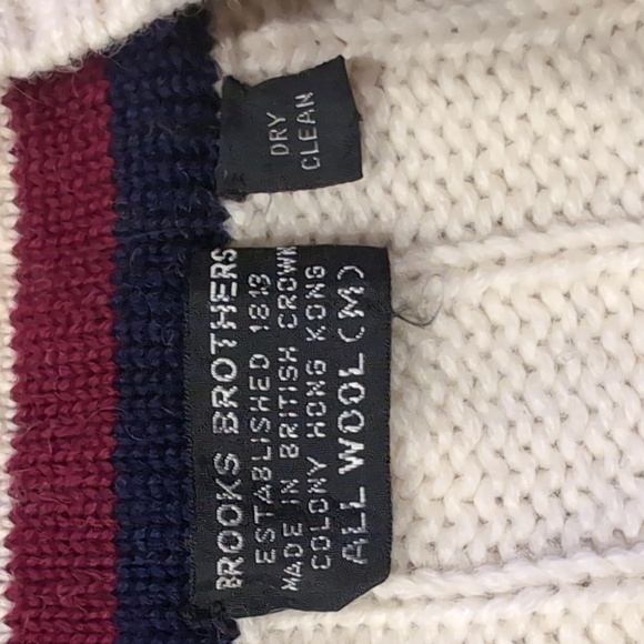 Vintage Brooks Brothers 💯 wool sweater size Medium - Picture 3 of 4